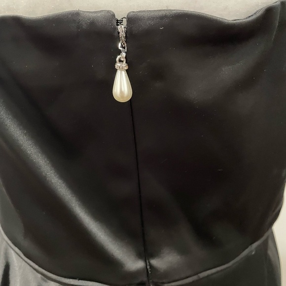 White House Black Market Classic Satin Strapless Dress - Picture 3 of 5